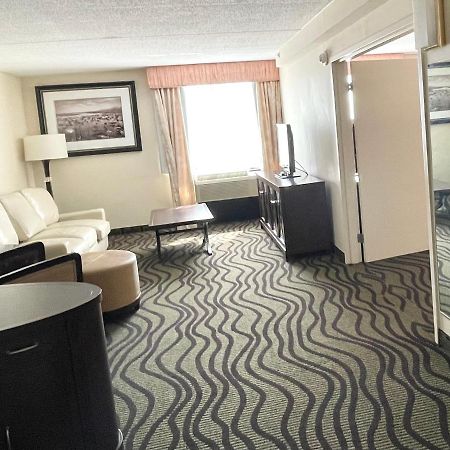Fairbridge Hotel Cleveland East Wickliffe Exteriör bild