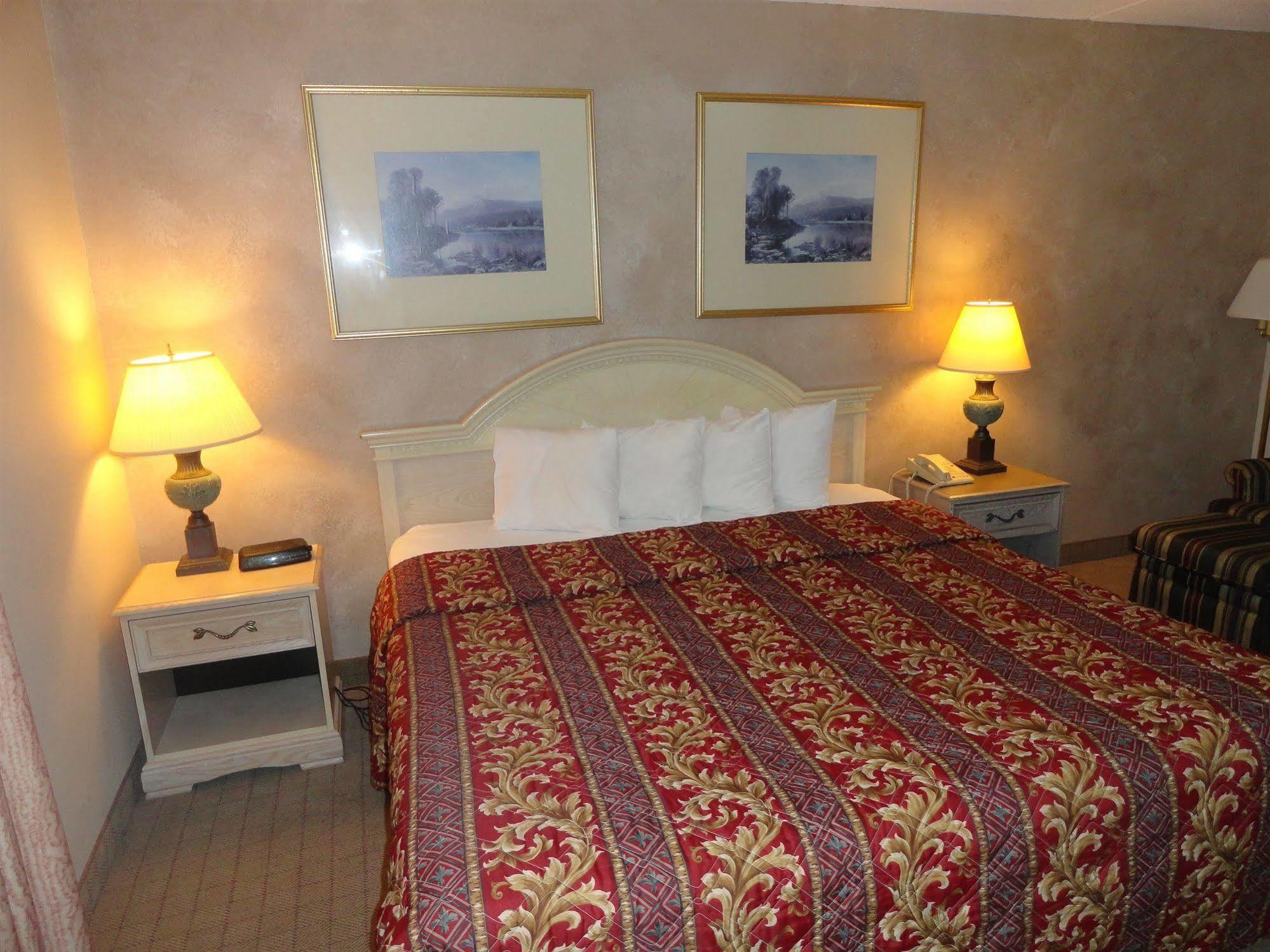 Fairbridge Hotel Cleveland East Wickliffe Exteriör bild